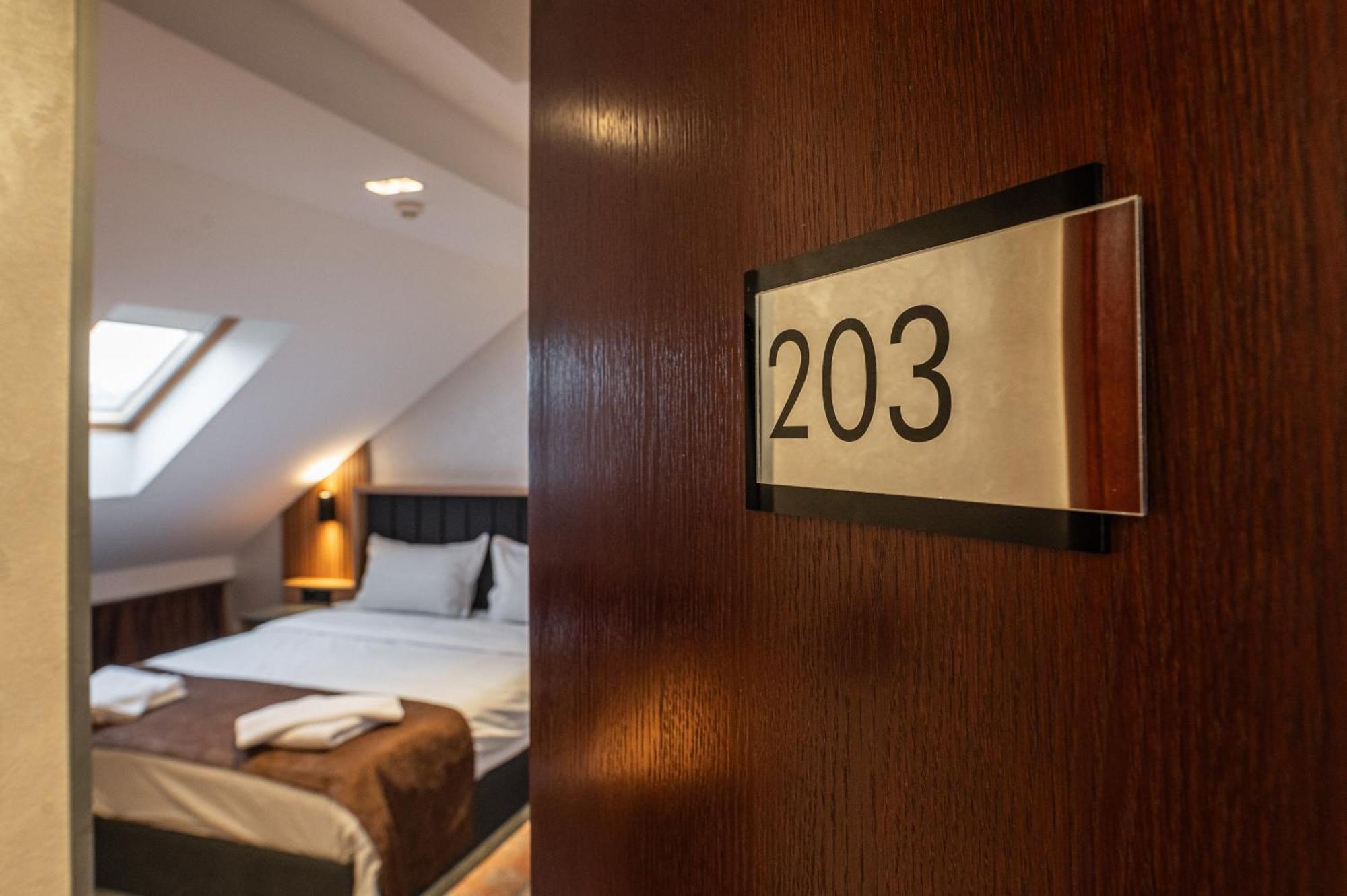 Hotel Astral Σάμπατς Δωμάτιο φωτογραφία