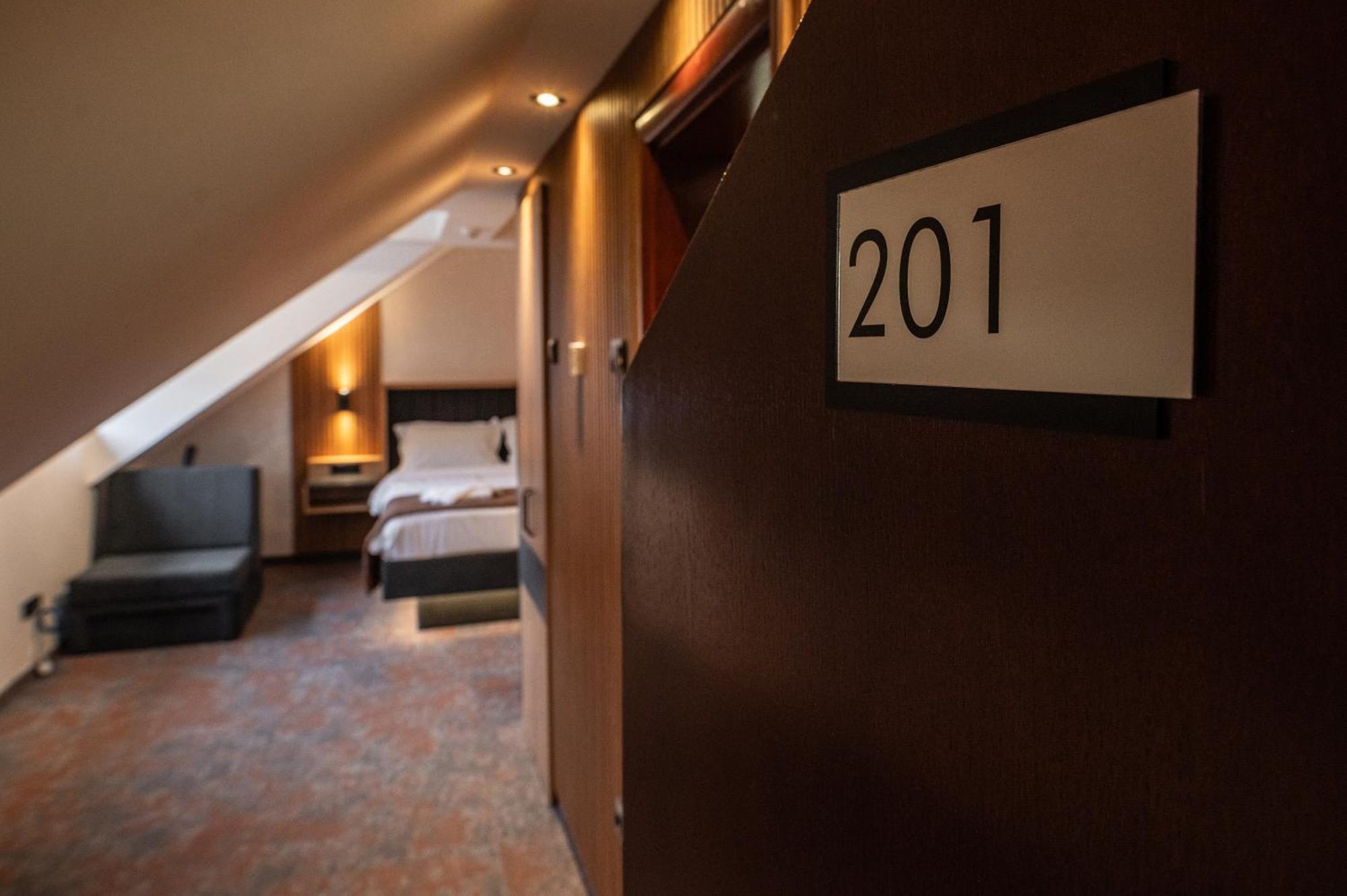 Hotel Astral Σάμπατς Δωμάτιο φωτογραφία
